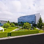 Auditorio Santiago & فندق لوغو