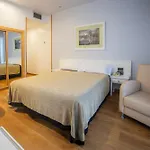 Auditorio Santiago & فندق