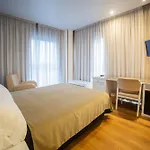 Auditorio Santiago & 4*