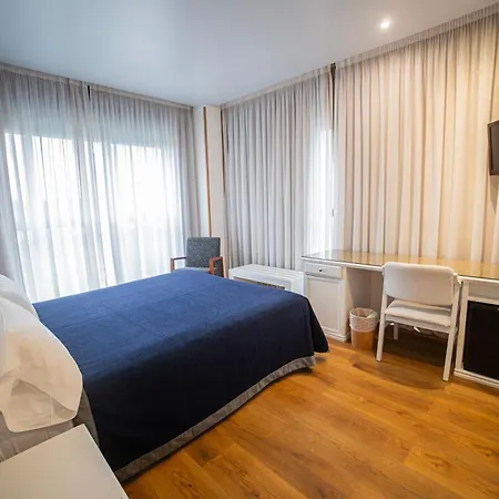 Auditorio Santiago & 4* Lugo