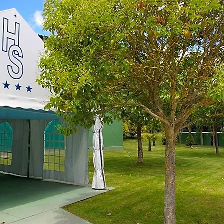 Auditorio Santiago & מלון לוגו