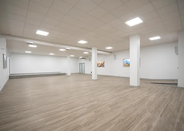 Auditorio Santiago & Hotel