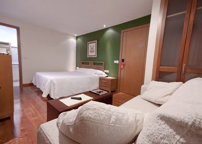 Auditorio Santiago & Hotel Lugo