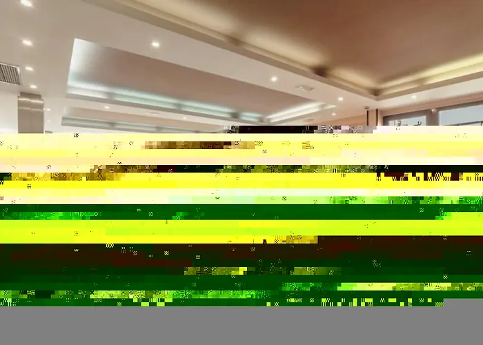 Auditorio Santiago & Hotel 4*