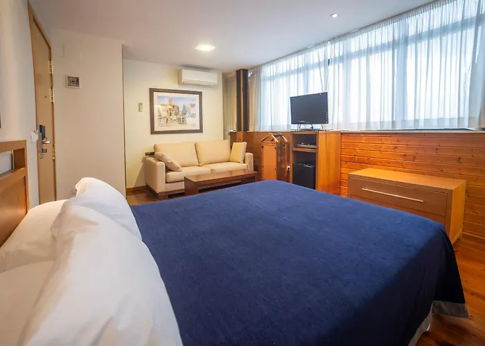 Auditorio Santiago & Hotel Lugo