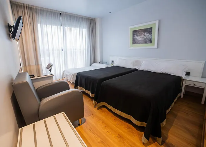 Auditorio Santiago & 4*