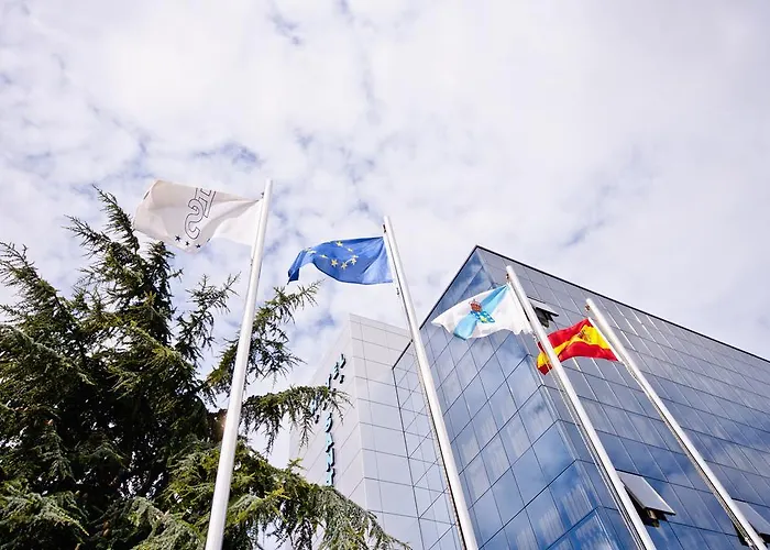 Auditorio Santiago & Hotel 4*