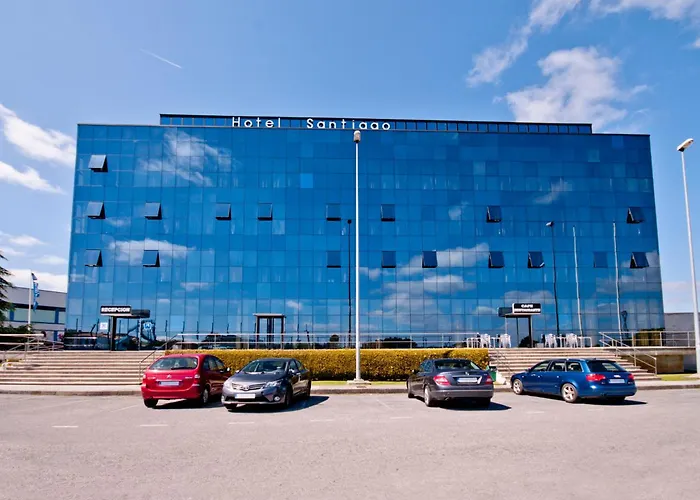 Auditorio Santiago & Hotel