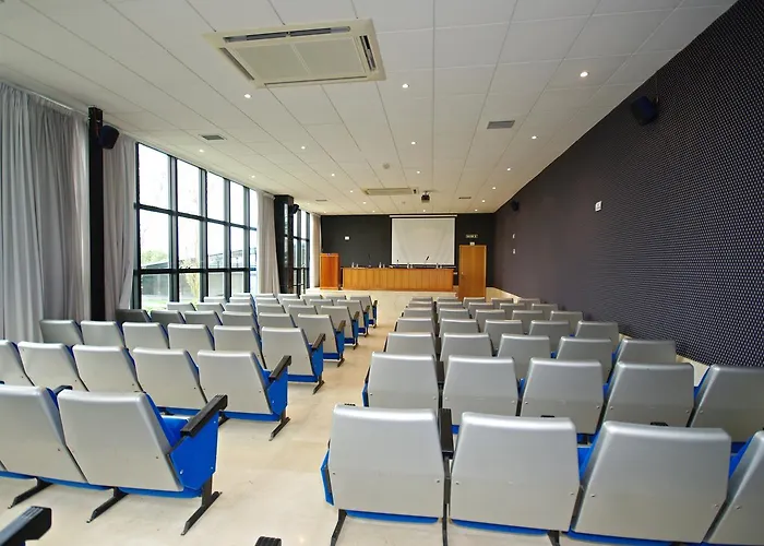 酒店 Auditorio Santiago & 4*